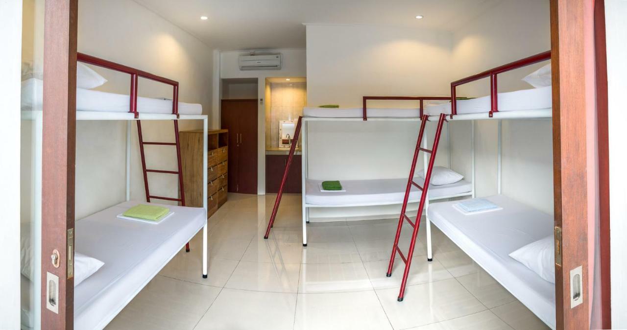 La Boheme Canggu Hostel Εξωτερικό φωτογραφία