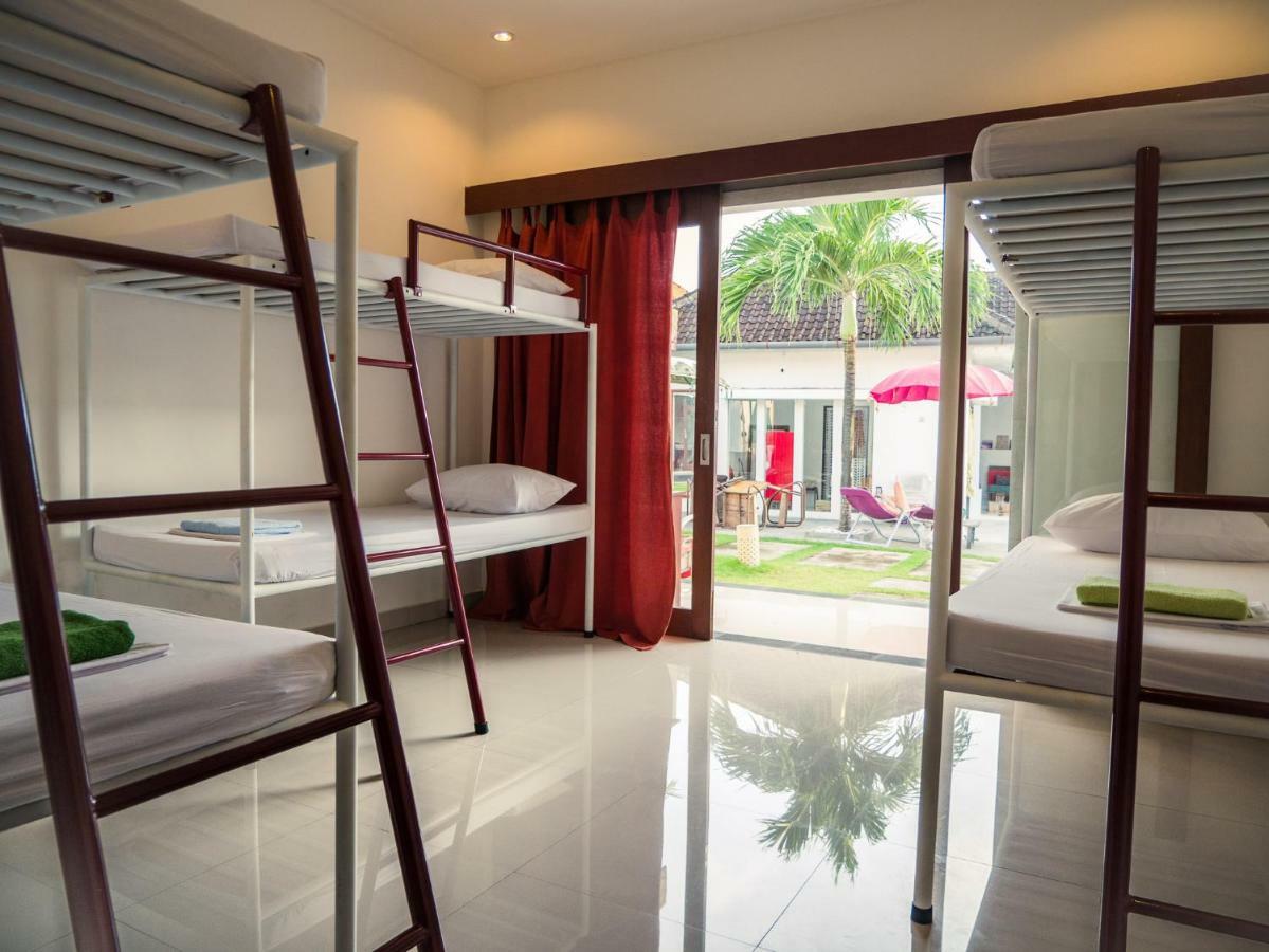 La Boheme Canggu Hostel Εξωτερικό φωτογραφία