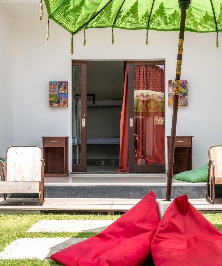 La Boheme Canggu Hostel Εξωτερικό φωτογραφία